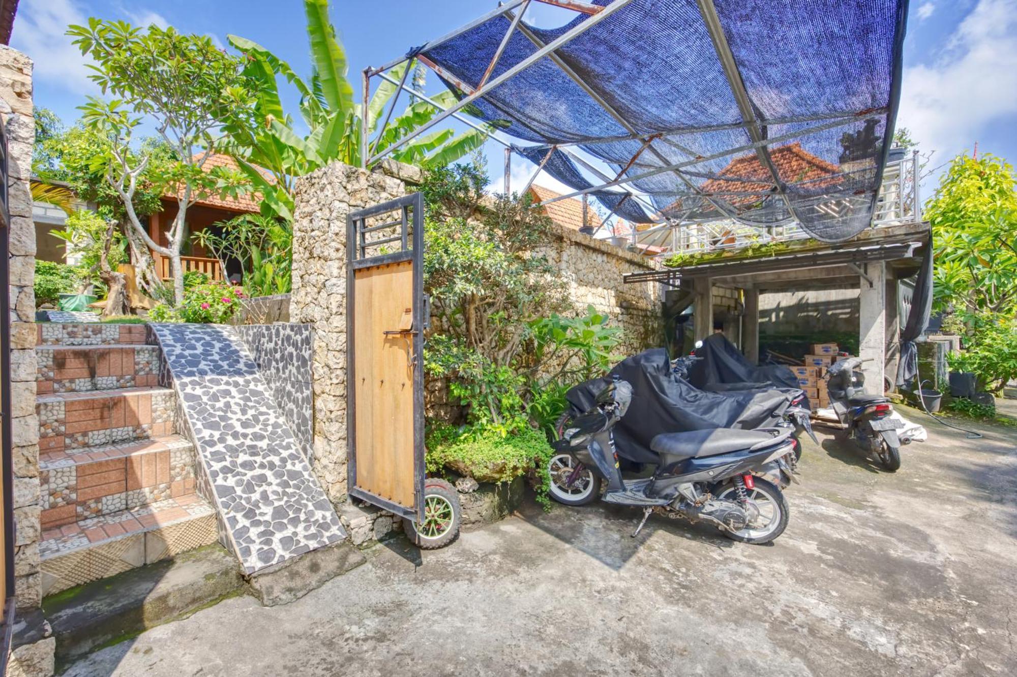 Ss Pangket Bungalow Toyapakeh Bagian luar foto