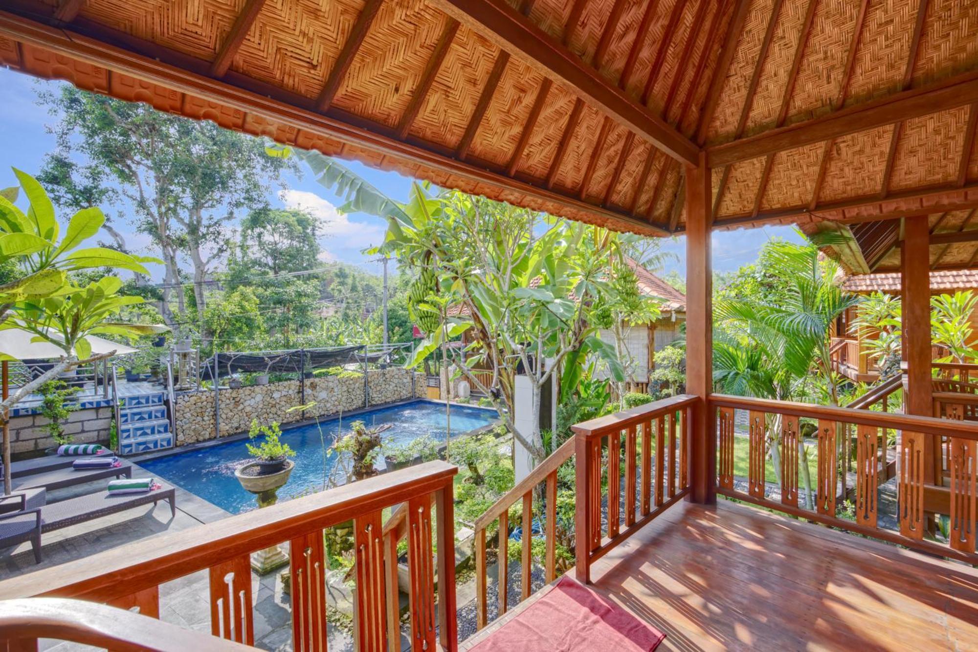 Ss Pangket Bungalow Toyapakeh Bagian luar foto