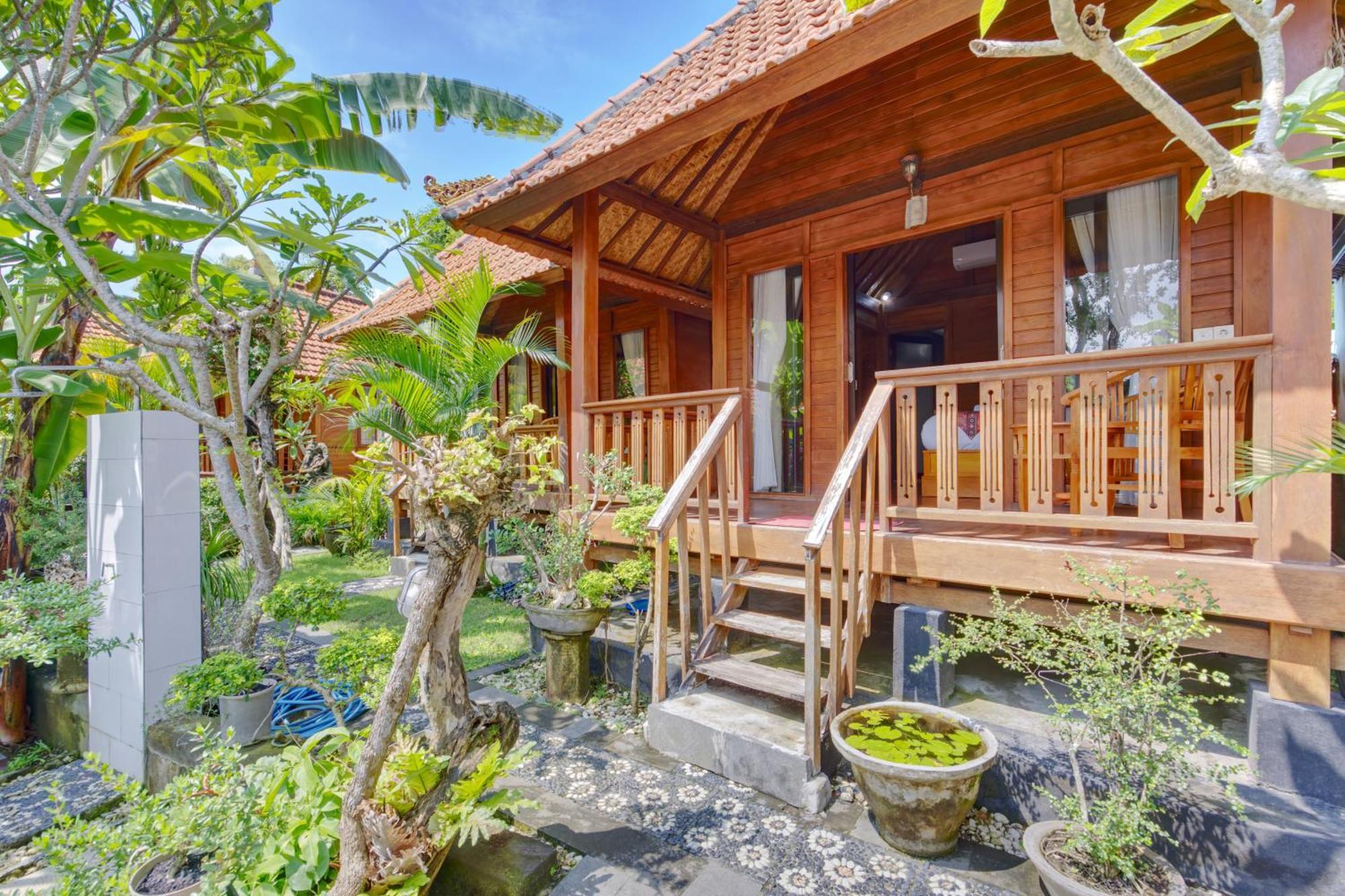Ss Pangket Bungalow Toyapakeh Bagian luar foto