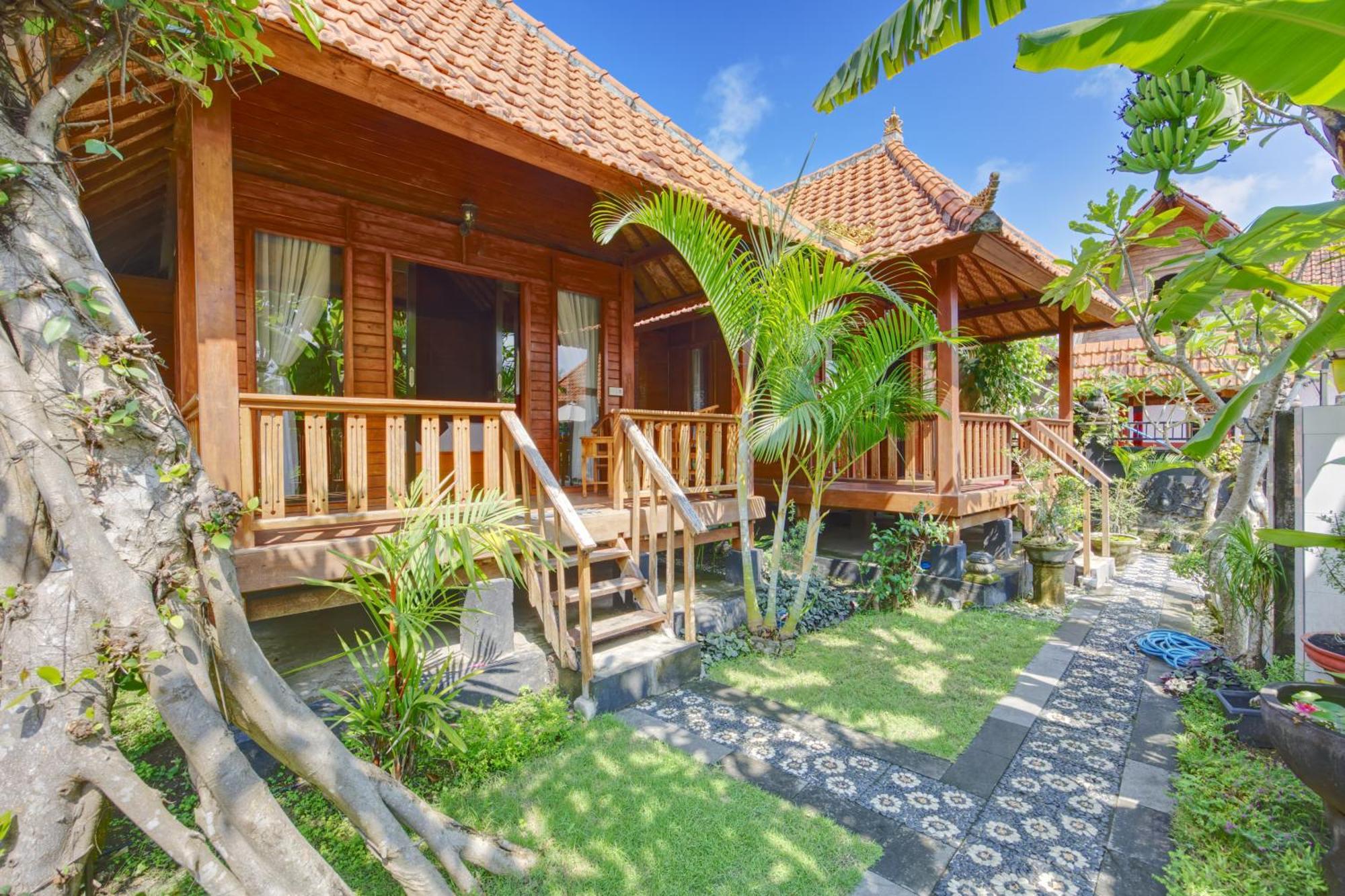 Ss Pangket Bungalow Toyapakeh Bagian luar foto