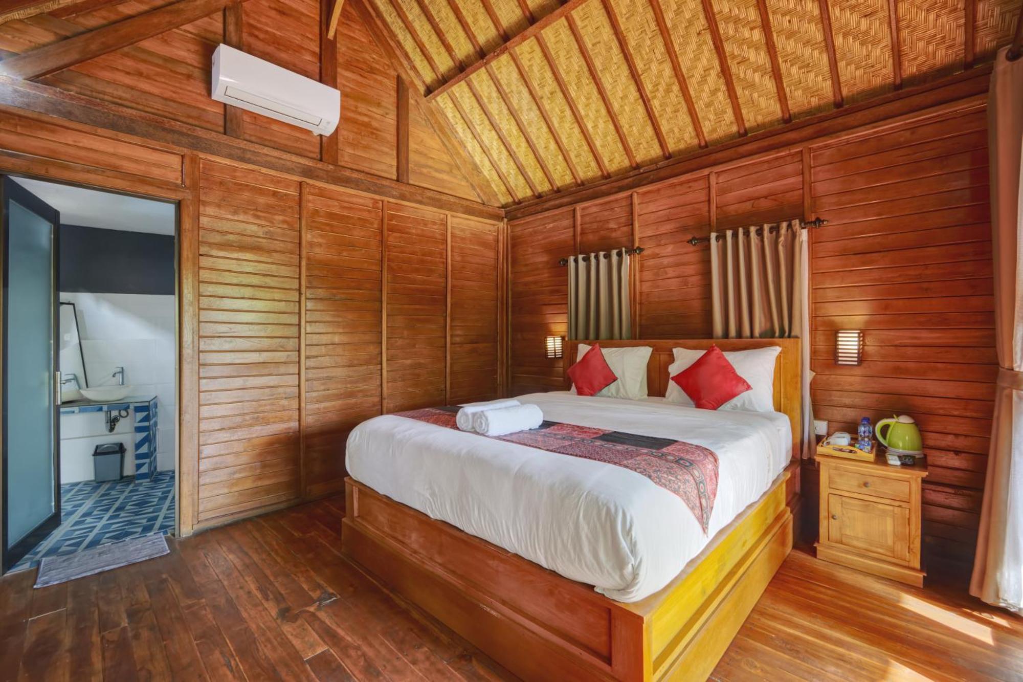 Ss Pangket Bungalow Toyapakeh Ruang foto